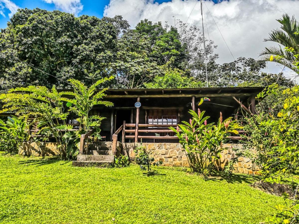 Cabanas Montanas Del Tenorio Rio Celeste Esterno foto