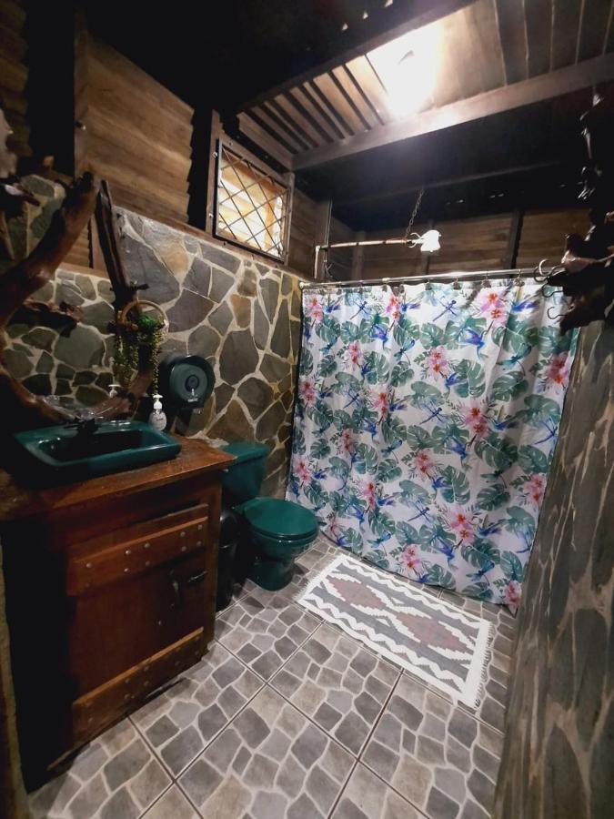 Cabanas Montanas Del Tenorio Rio Celeste Esterno foto